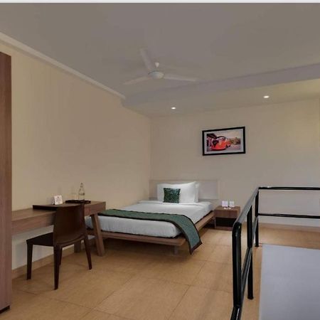 อิบิซา เดอะ เฟิร์น รีสอร์ต แอนด์ สปา โกลกตา Hotel โกลกาตา ภายนอก รูปภาพ