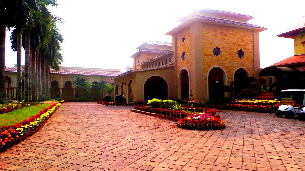 อิบิซา เดอะ เฟิร์น รีสอร์ต แอนด์ สปา โกลกตา Hotel โกลกาตา ภายนอก รูปภาพ